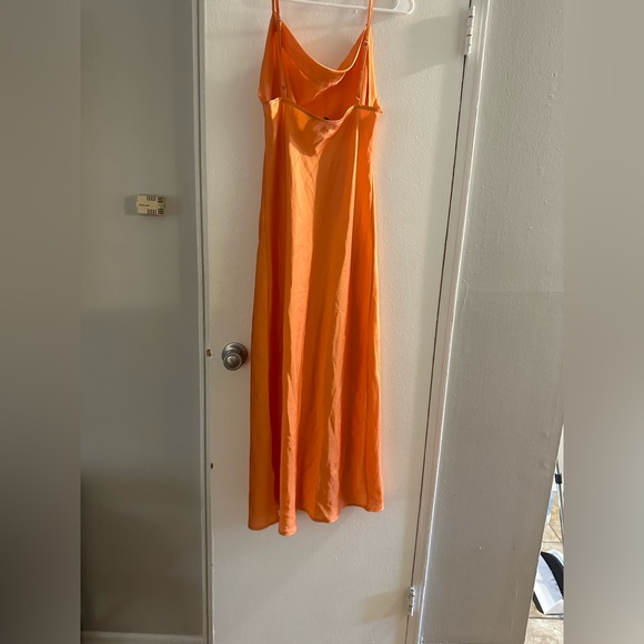 Orange silk dress - Picture 2 of 2